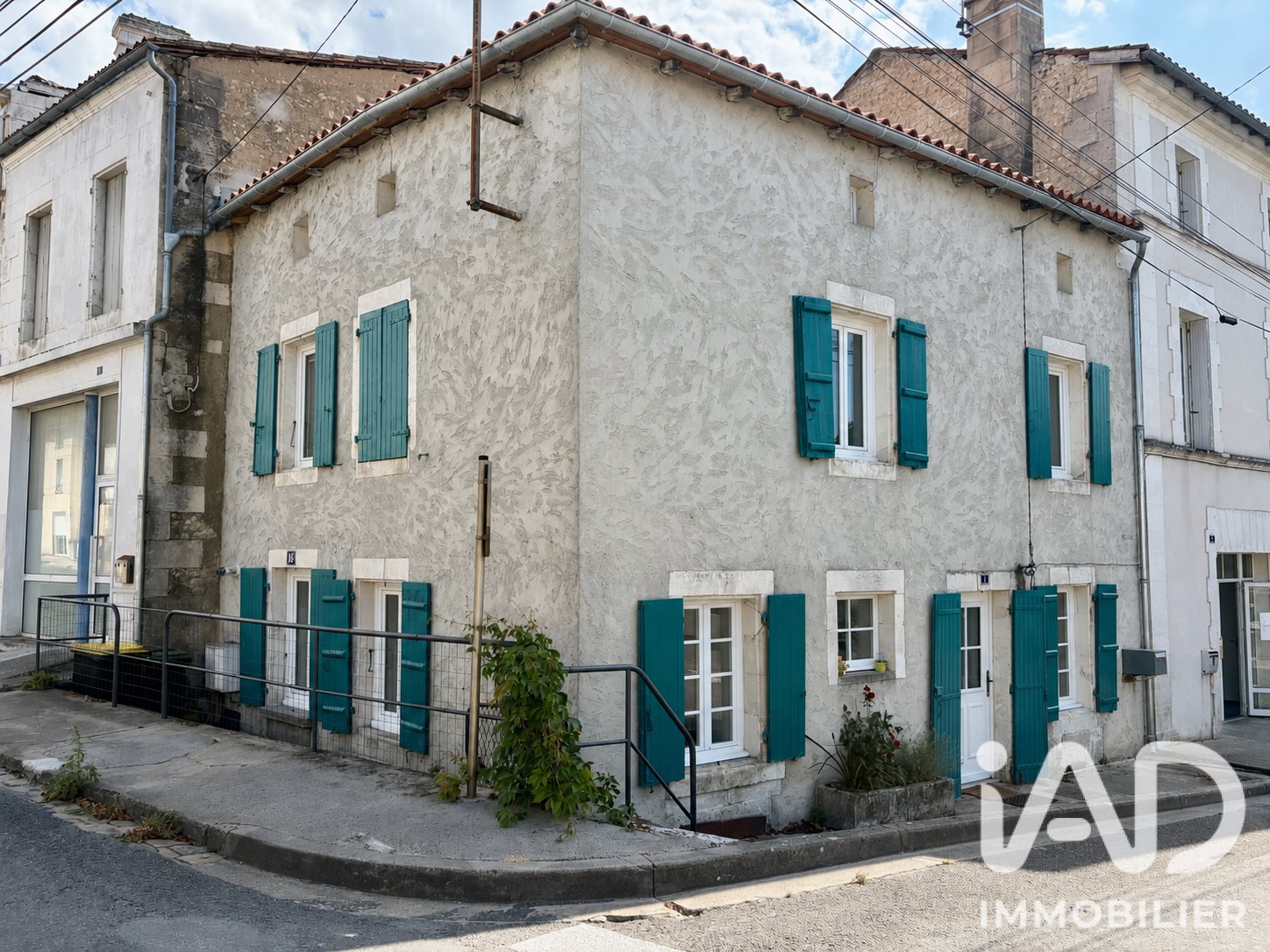 Maison à vendre, 101m², Barbezieux-Saint-Hilaire