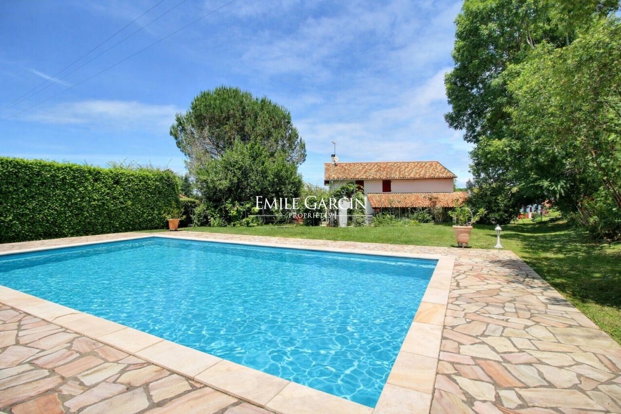 Maison à vendre, 165m², Ahetze