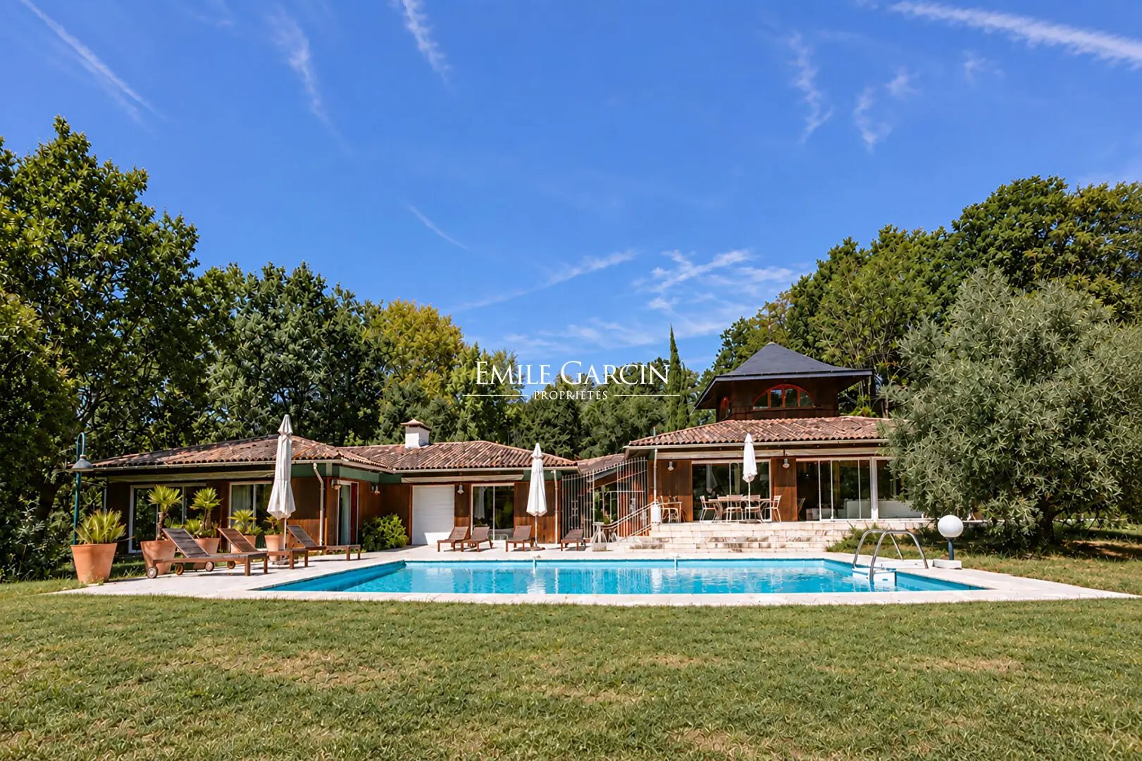 Maison à vendre, 600m², Salleboeuf