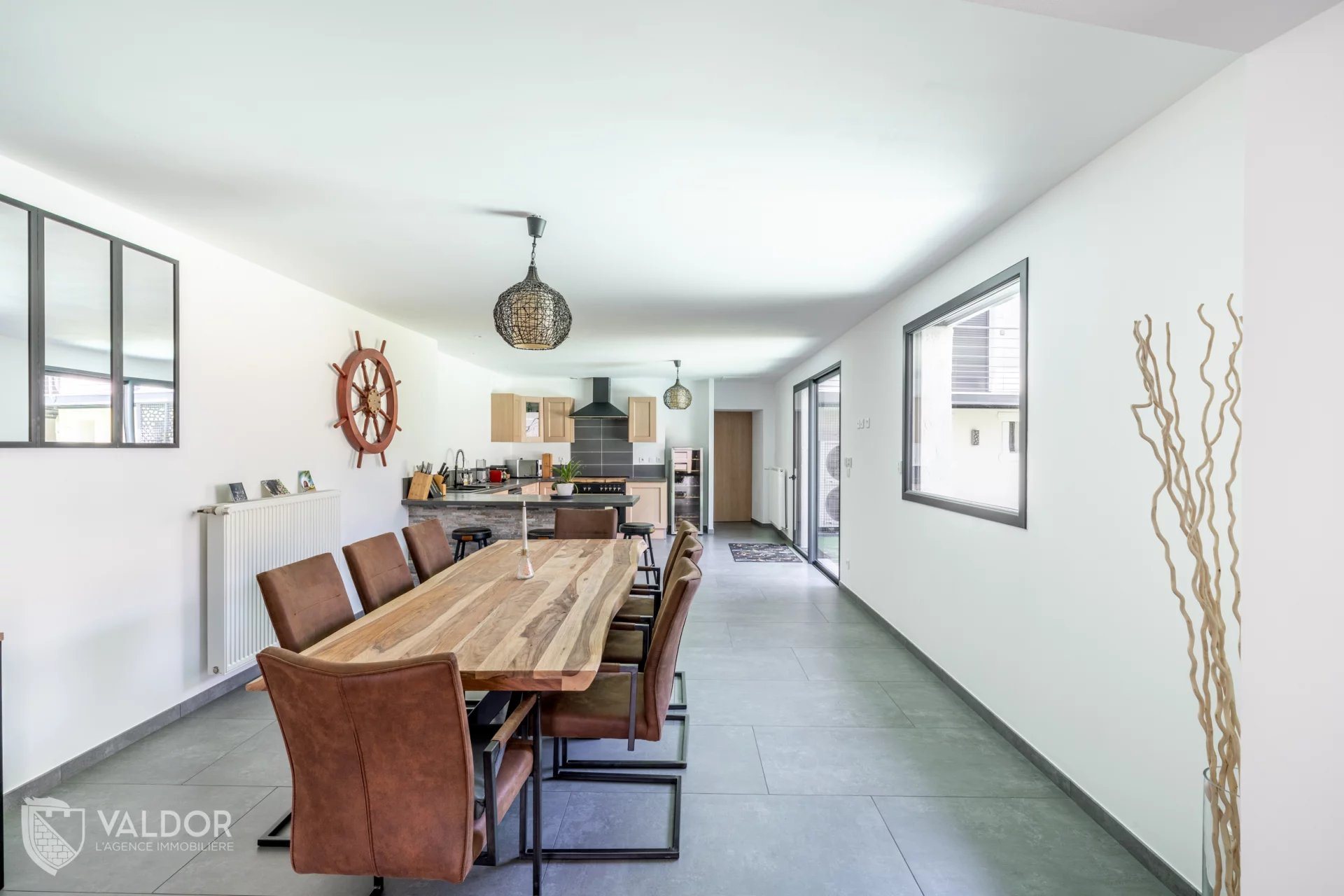 Maison à vendre, 225m², Cormoranche-sur-Saône