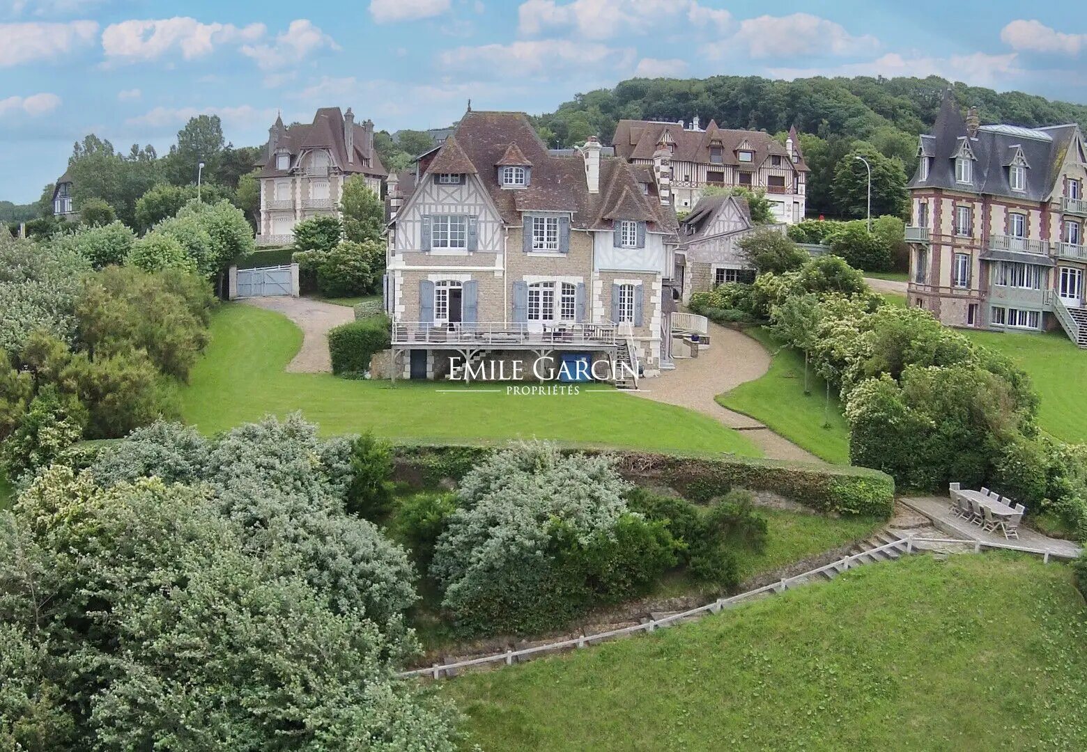 Maison à louer, 350m², Deauville