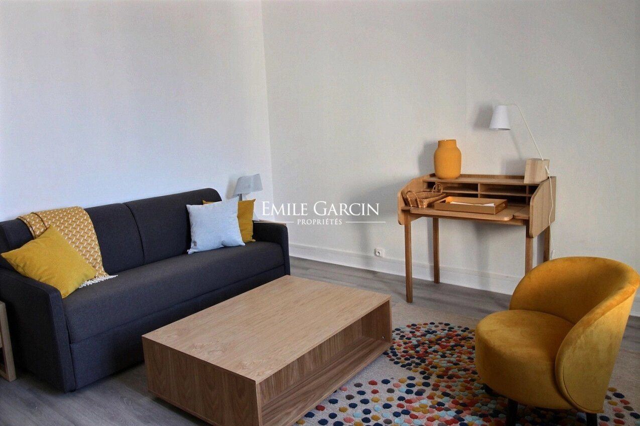 Appartement à louer, 27m², Paris 16ème