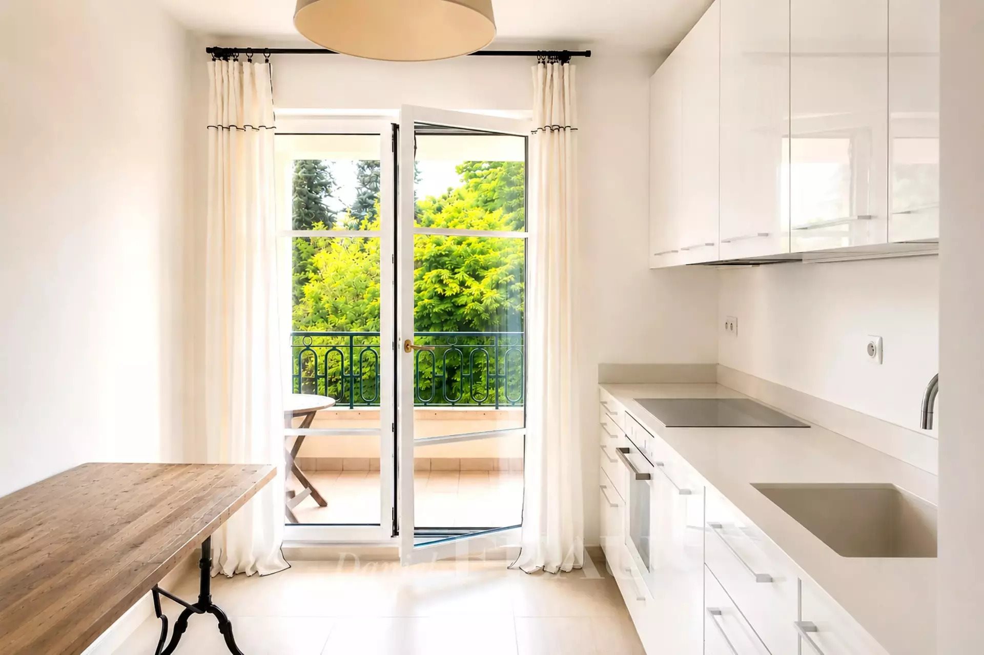 Appartement à louer, 80m², Saint-Cloud