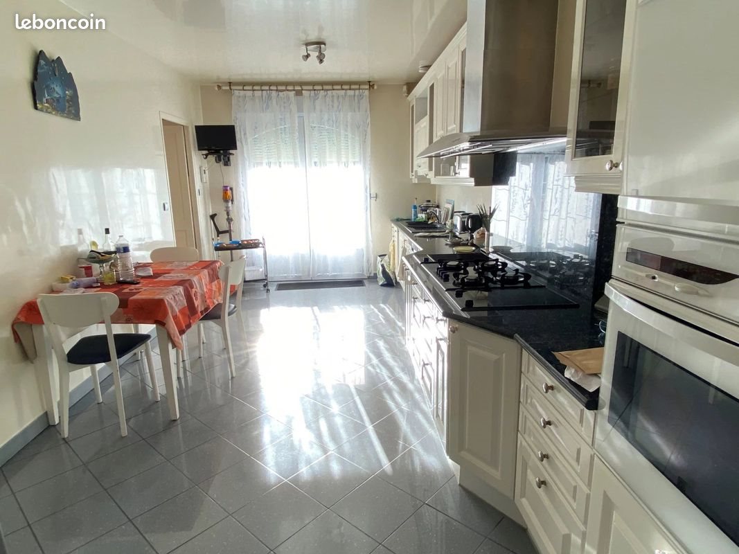 Maison à vendre, 280m², Montfermeil