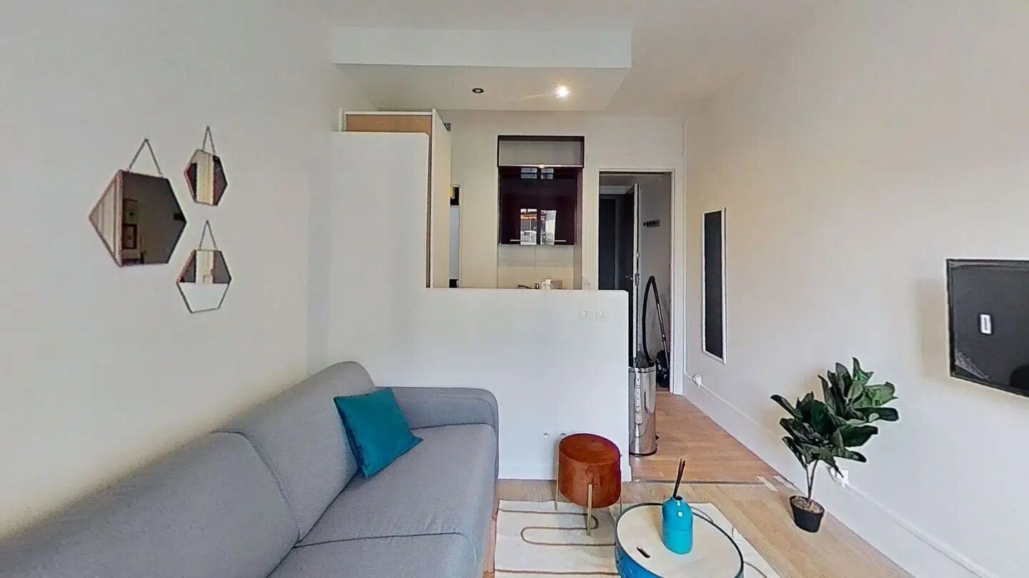 Appartement à louer, 17m², Paris 18ème