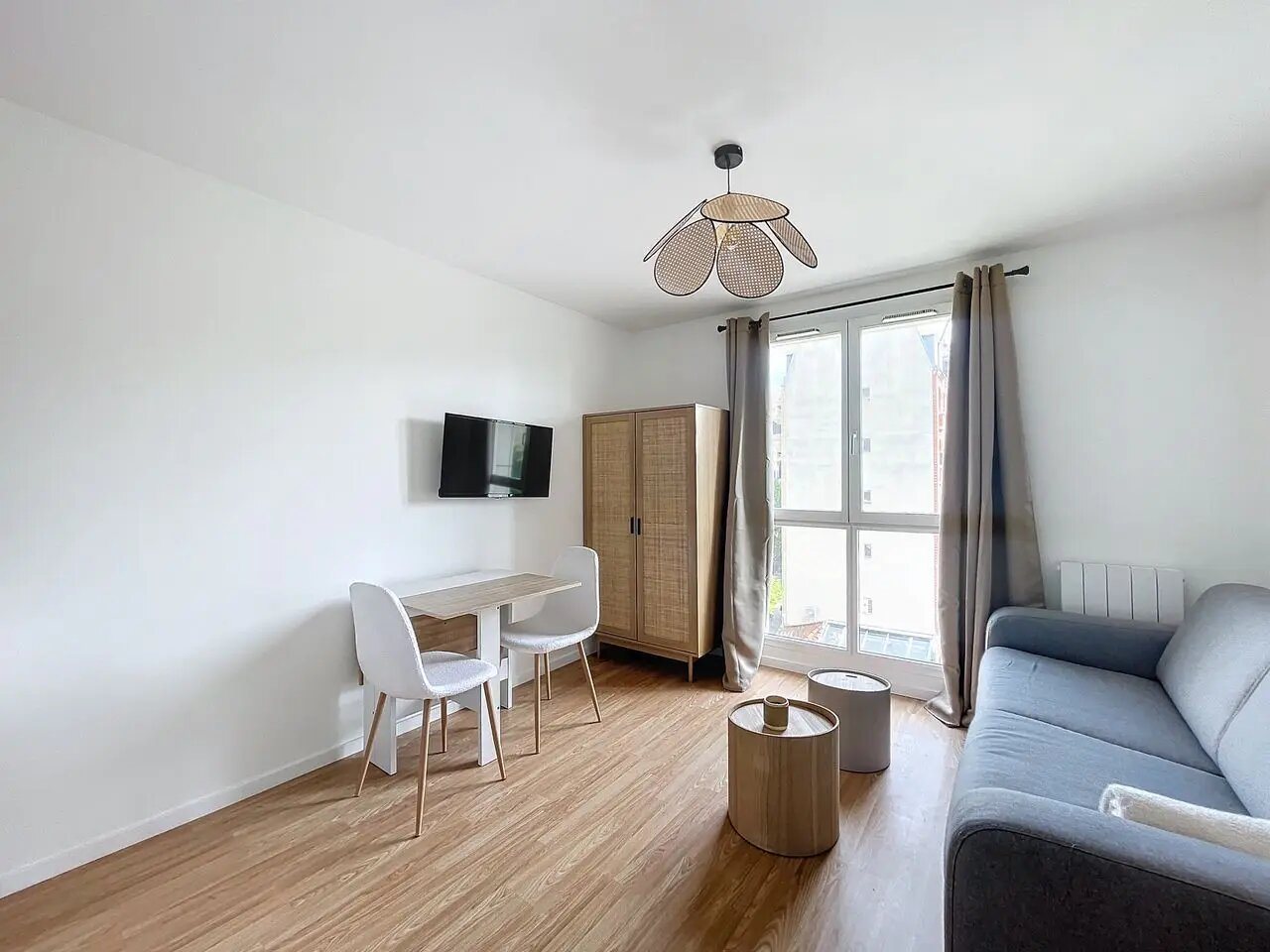 Appartement à louer, 17m², Suresnes