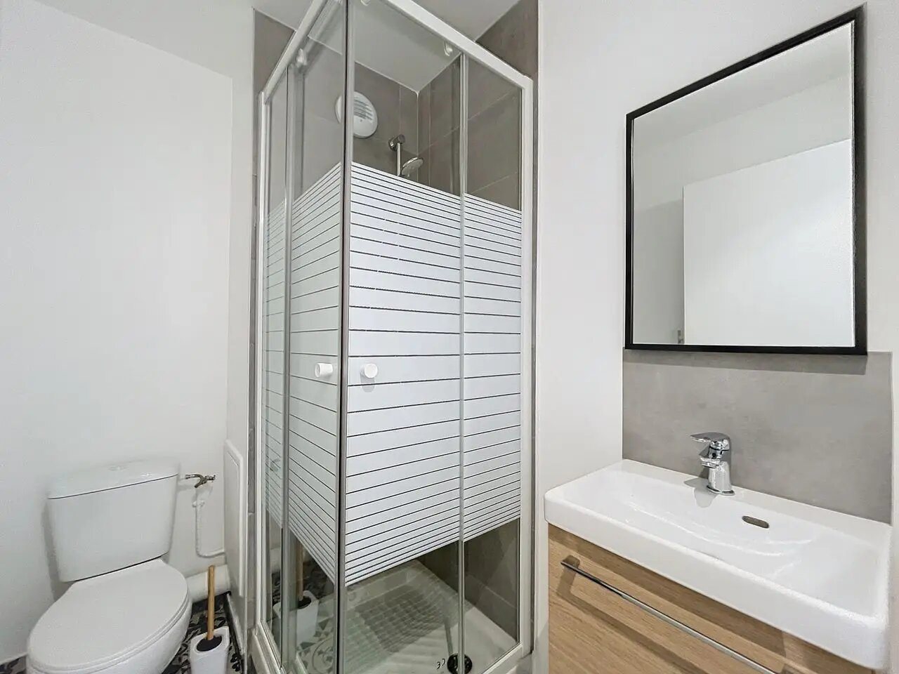 Appartement à louer, 17m², Suresnes