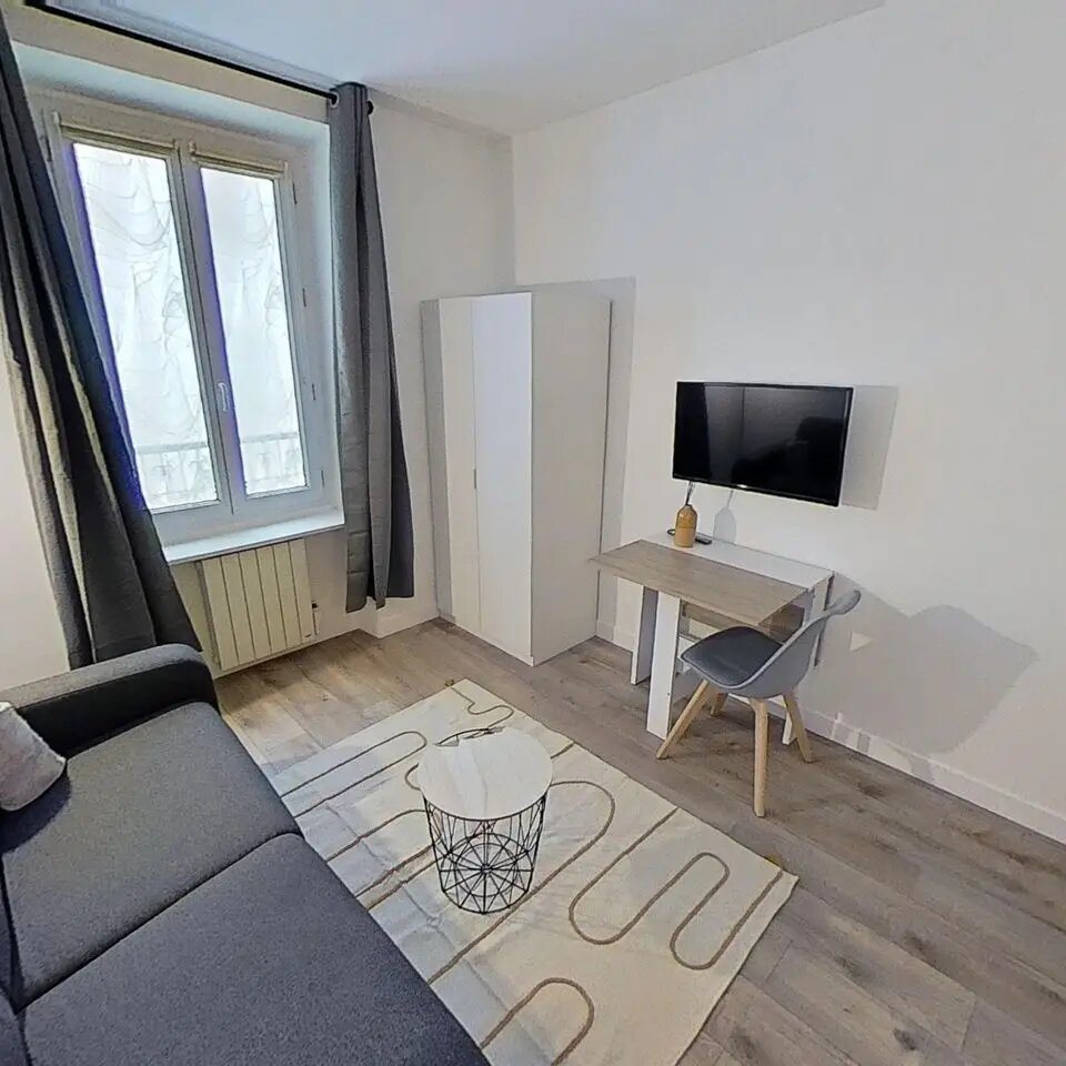 Appartement à louer, 16m², Paris 18ème