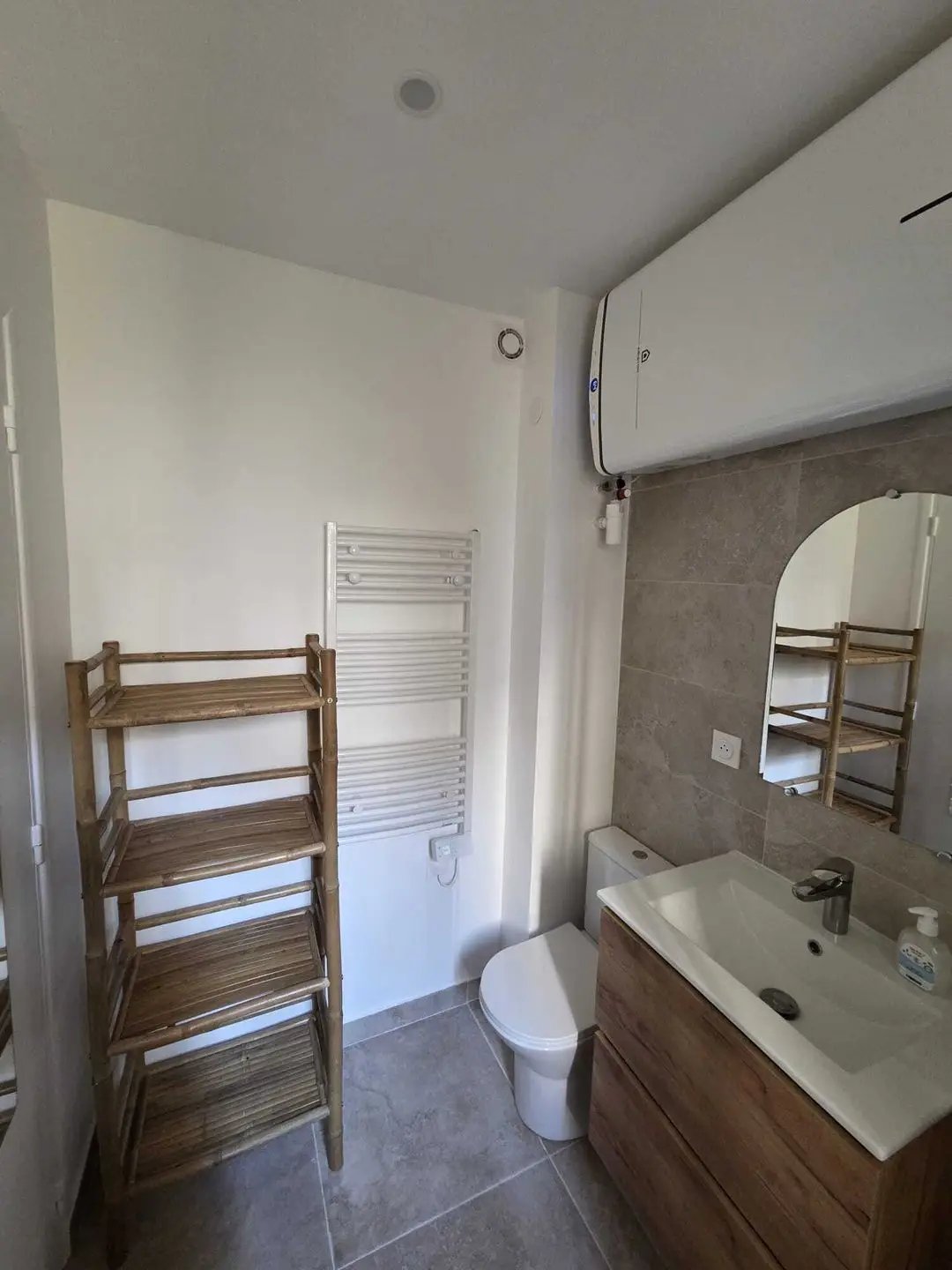 Appartement à louer, 1m², Paris 18ème