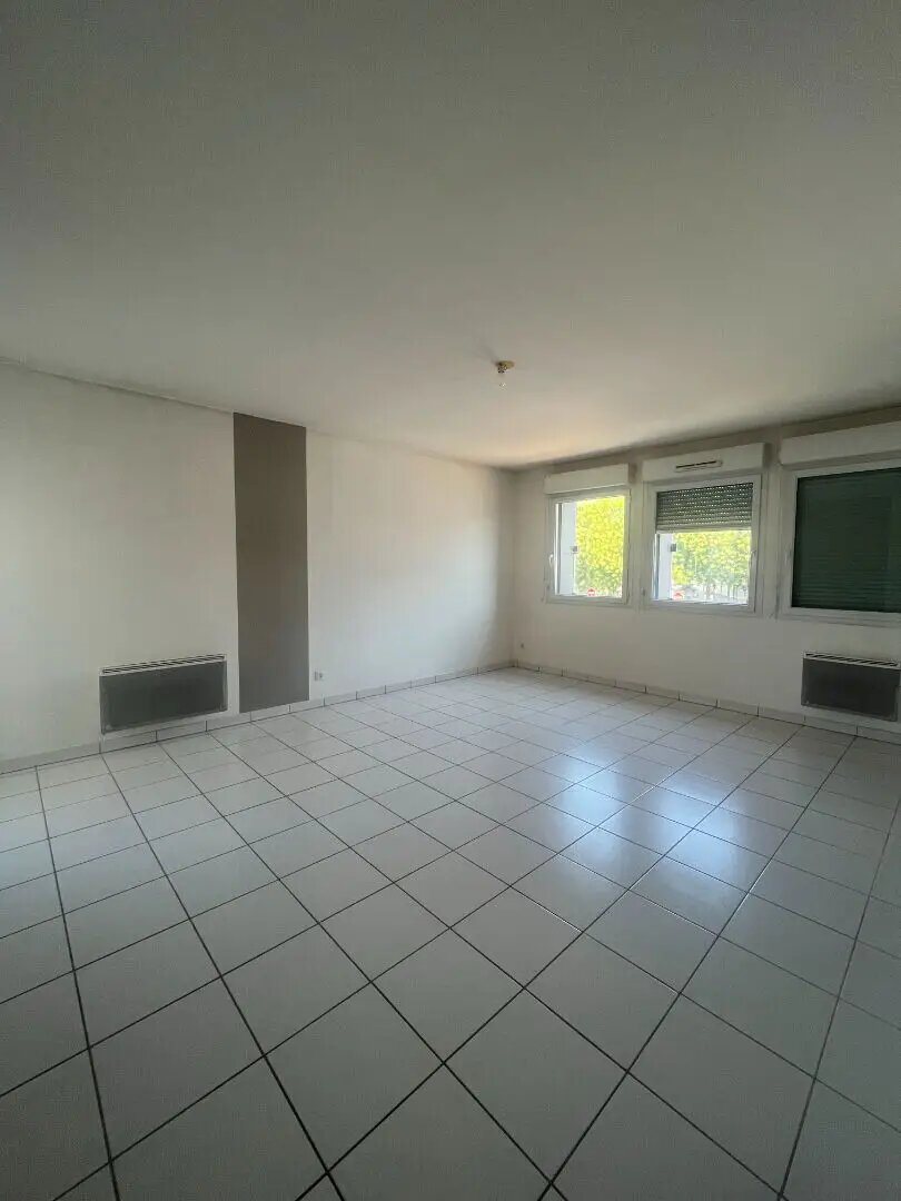 Appartement à louer, 89m², Saint-Médard-en-Jalles