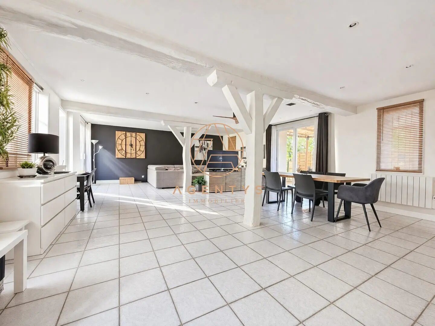 Maison à vendre, 219m², Emerainville