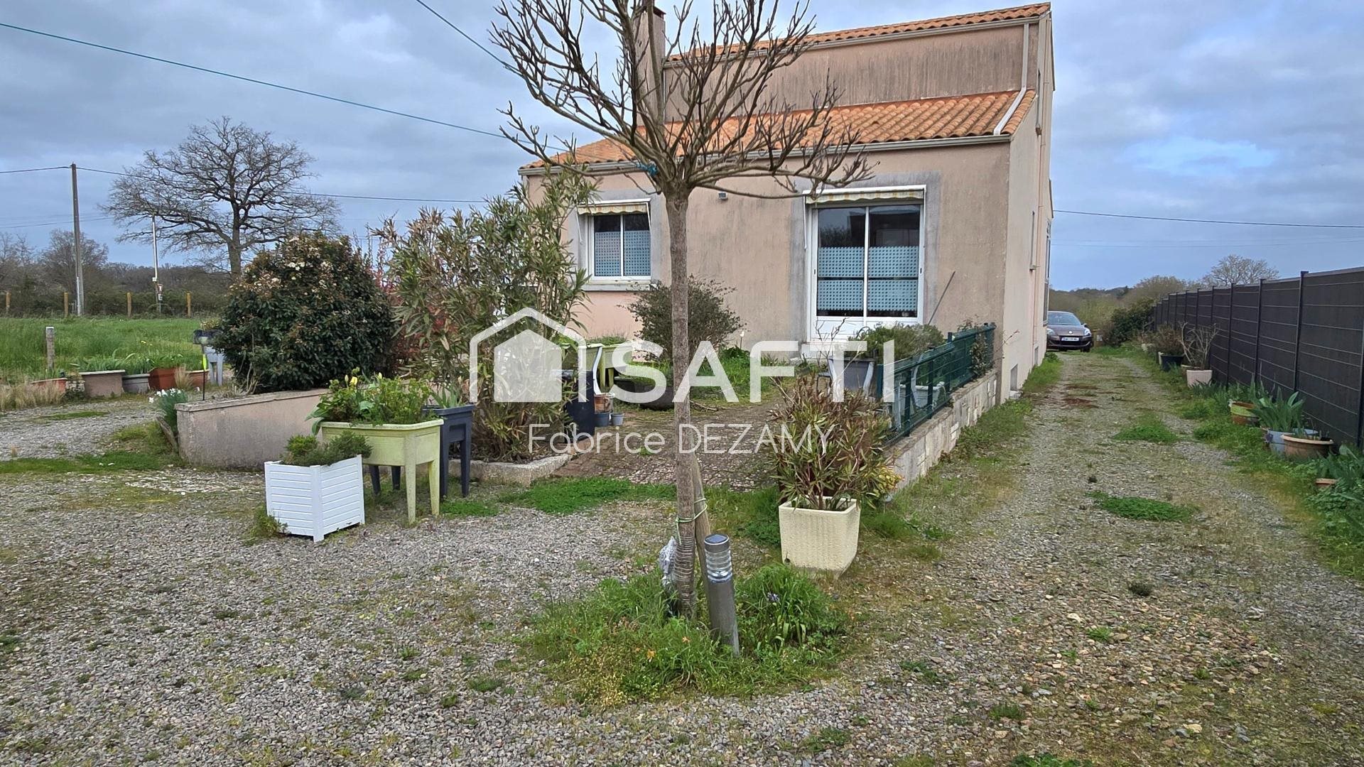 Maison à vendre, 120m², Château-Guibert