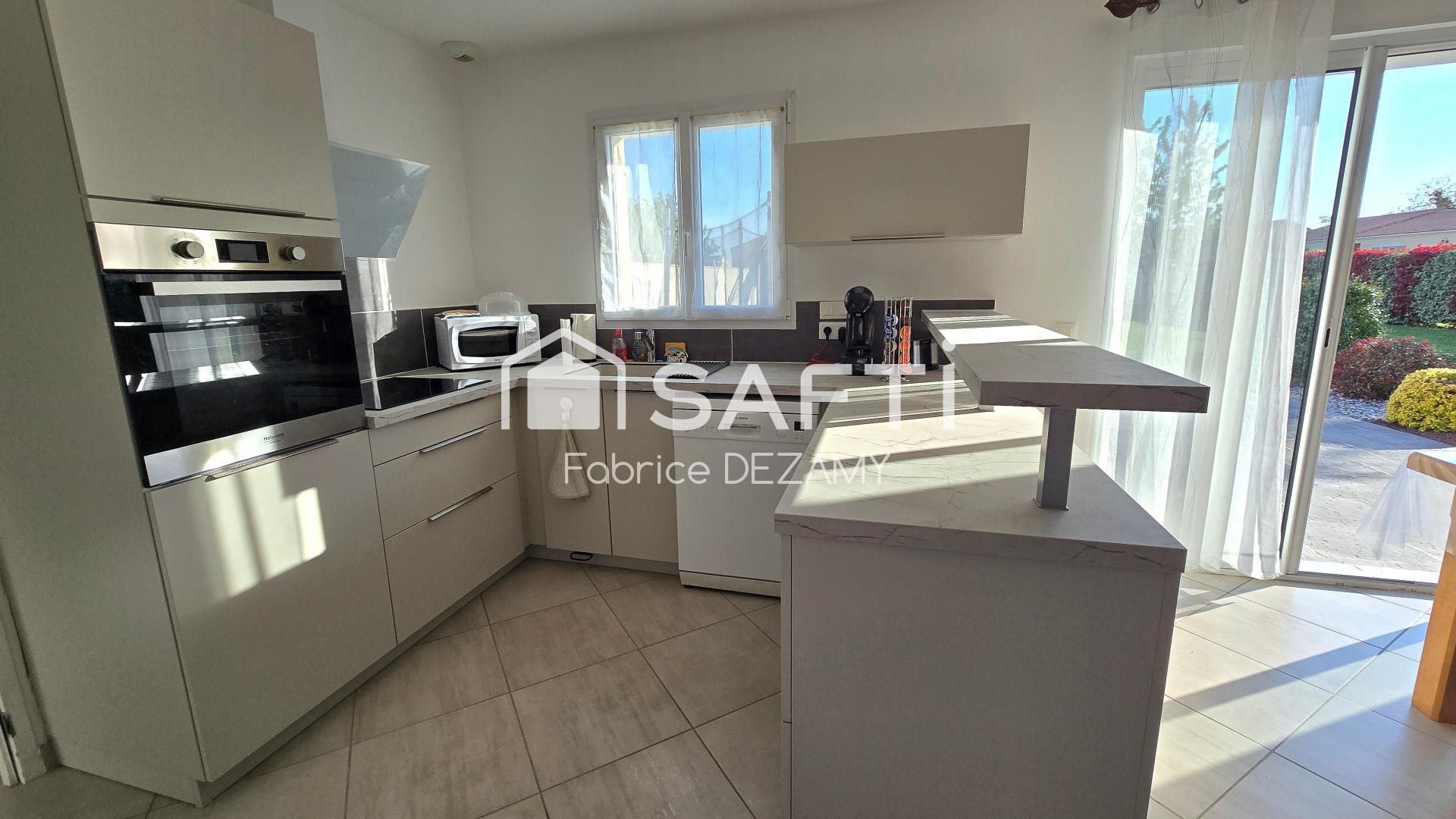 Maison à vendre, 92m², Petosse