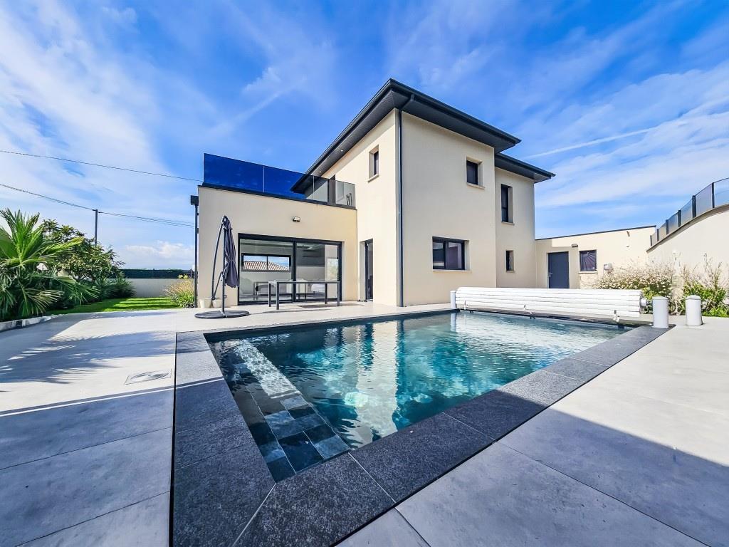 Maison à vendre, 138m², Roussillon