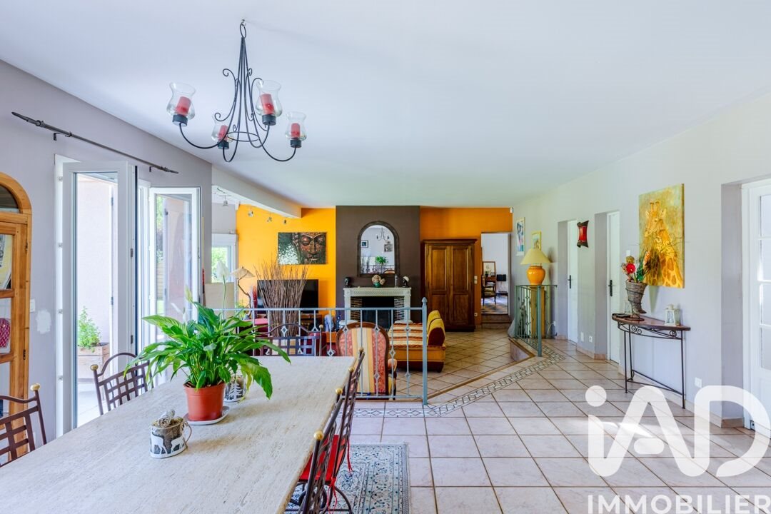 Maison à vendre, 285m², Feucherolles