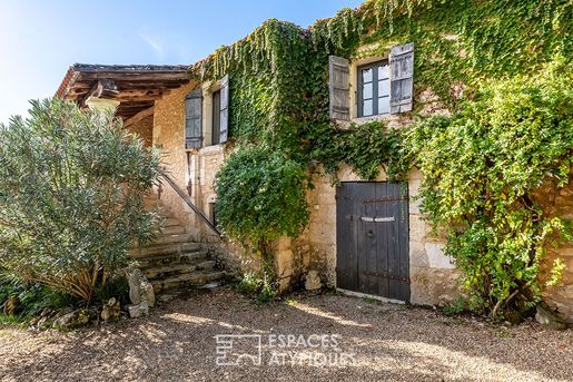 Maison 16 pièces 377 m² · à Fouleix · 377 m² · 897 000 €