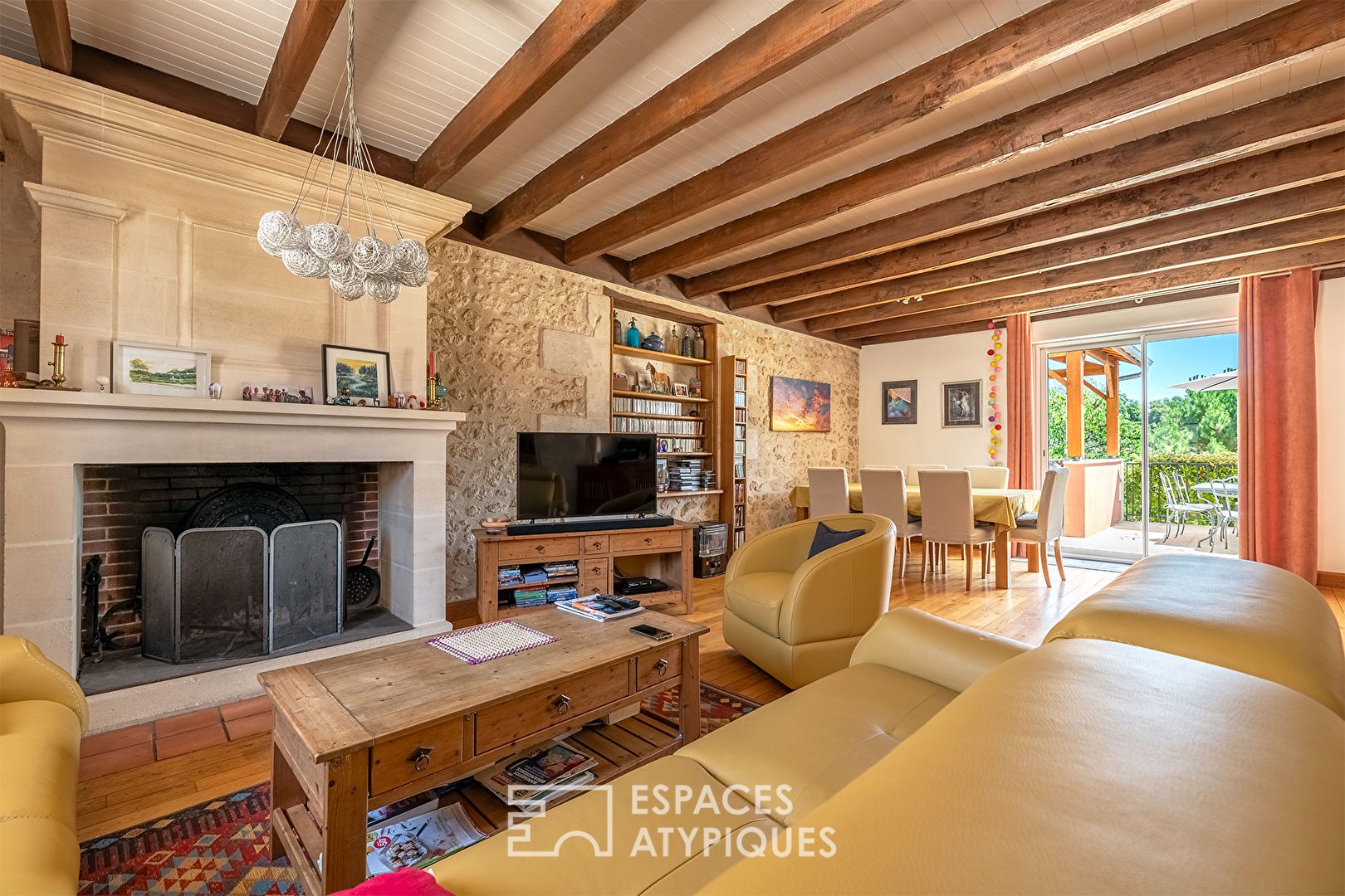 Maison à vendre, 202m², Saint Aulaye-Puymangou