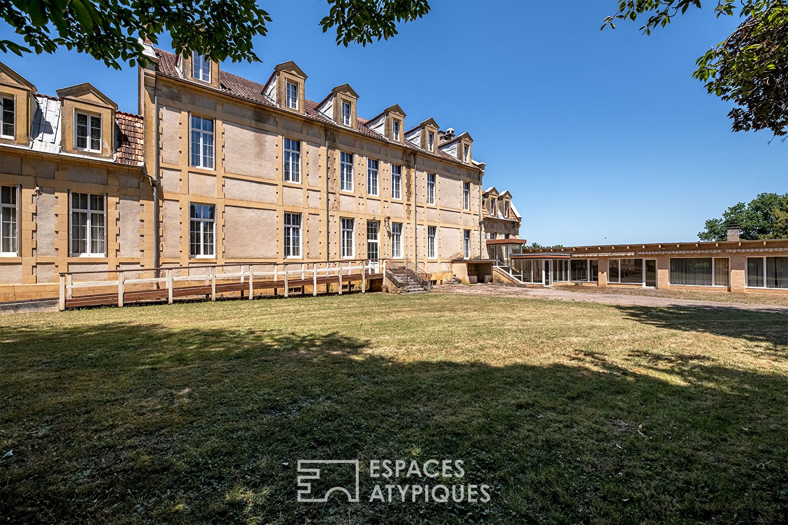 Maison à vendre, 1034m², Saint-Félix-de-Villadeix
