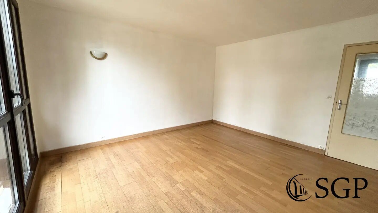 Appartement à louer, 46m², Buc
