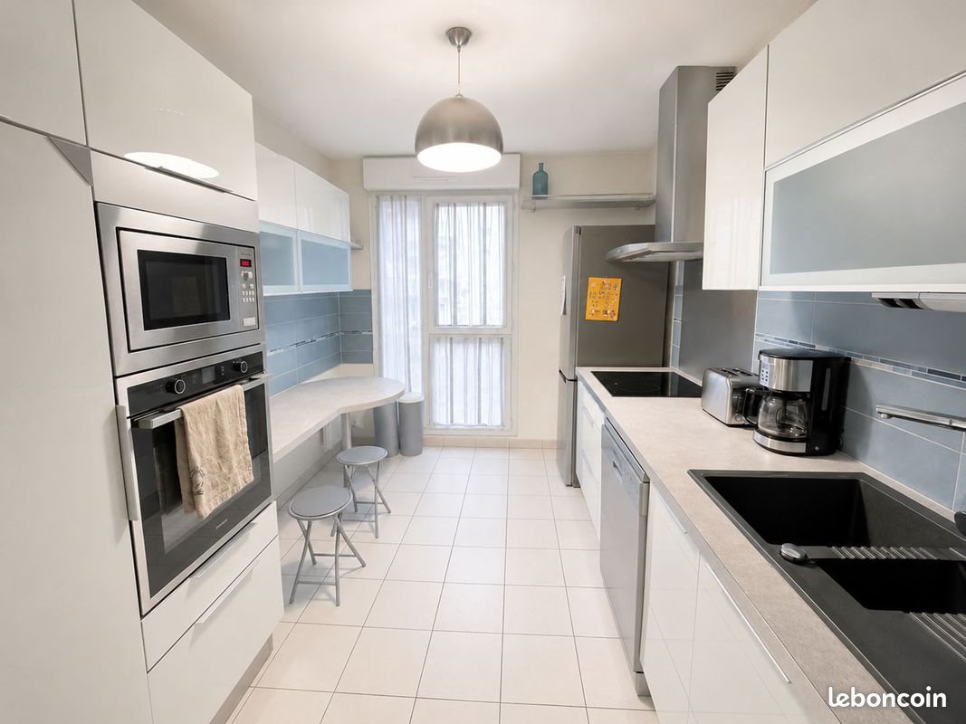 Appartement à louer, 110m², Nanterre