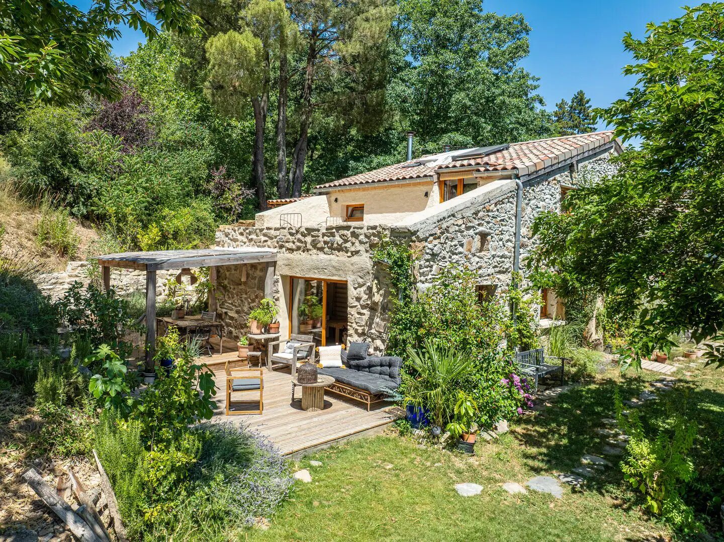 Maison à vendre, 223m², Alboussière