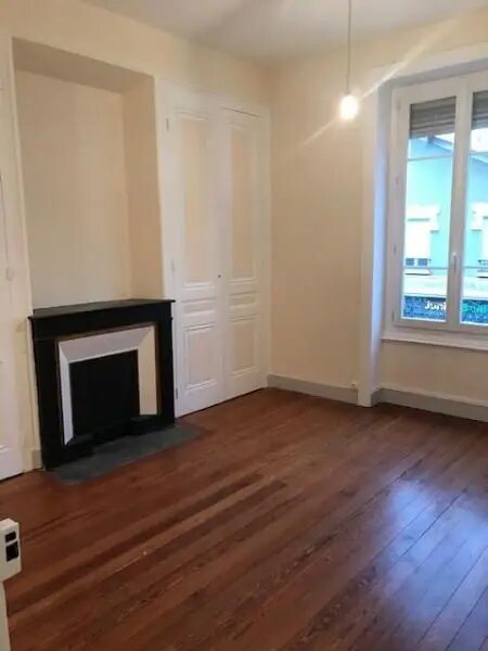 Appartement à louer, 54m², Oullins