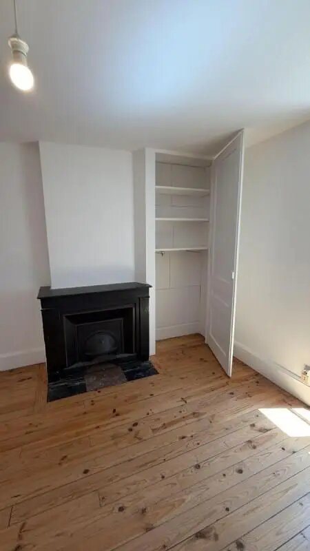 Appartement à louer, 74m², Oullins