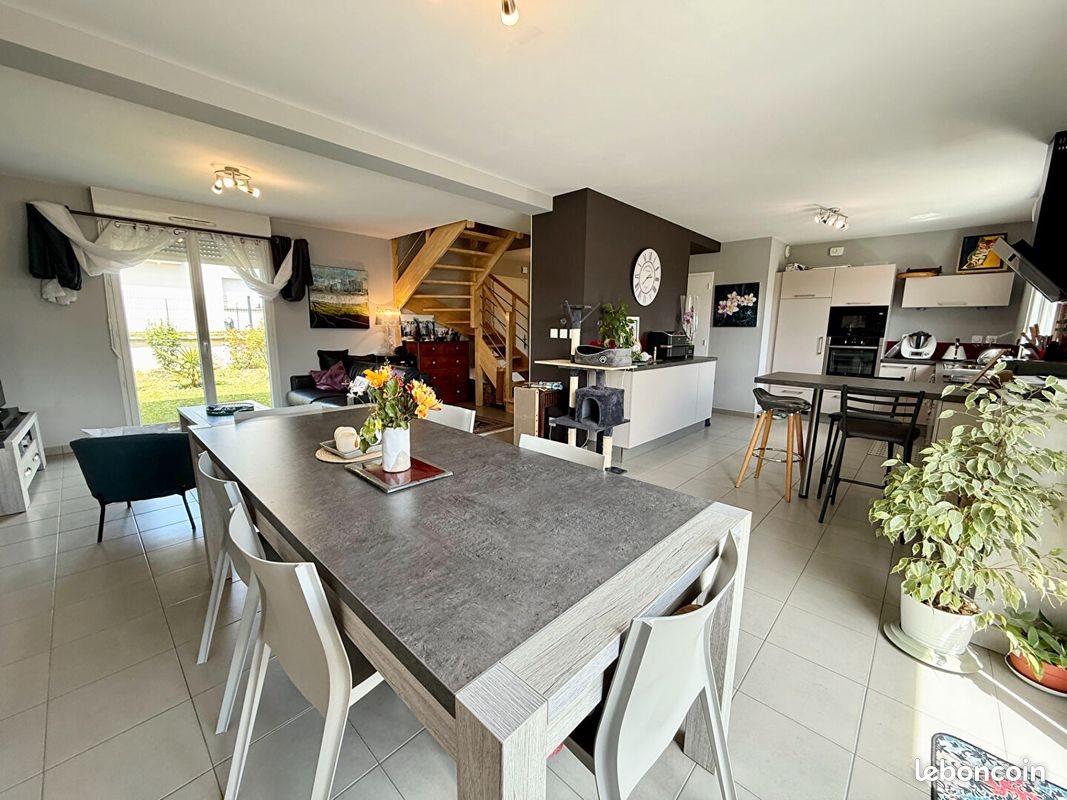 Maison à vendre, 91m², Trélivan