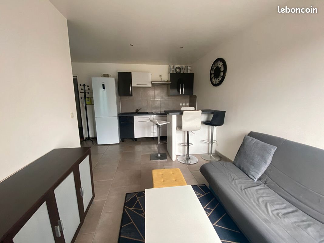 Appartement à louer, 29m², Saint-Domineuc
