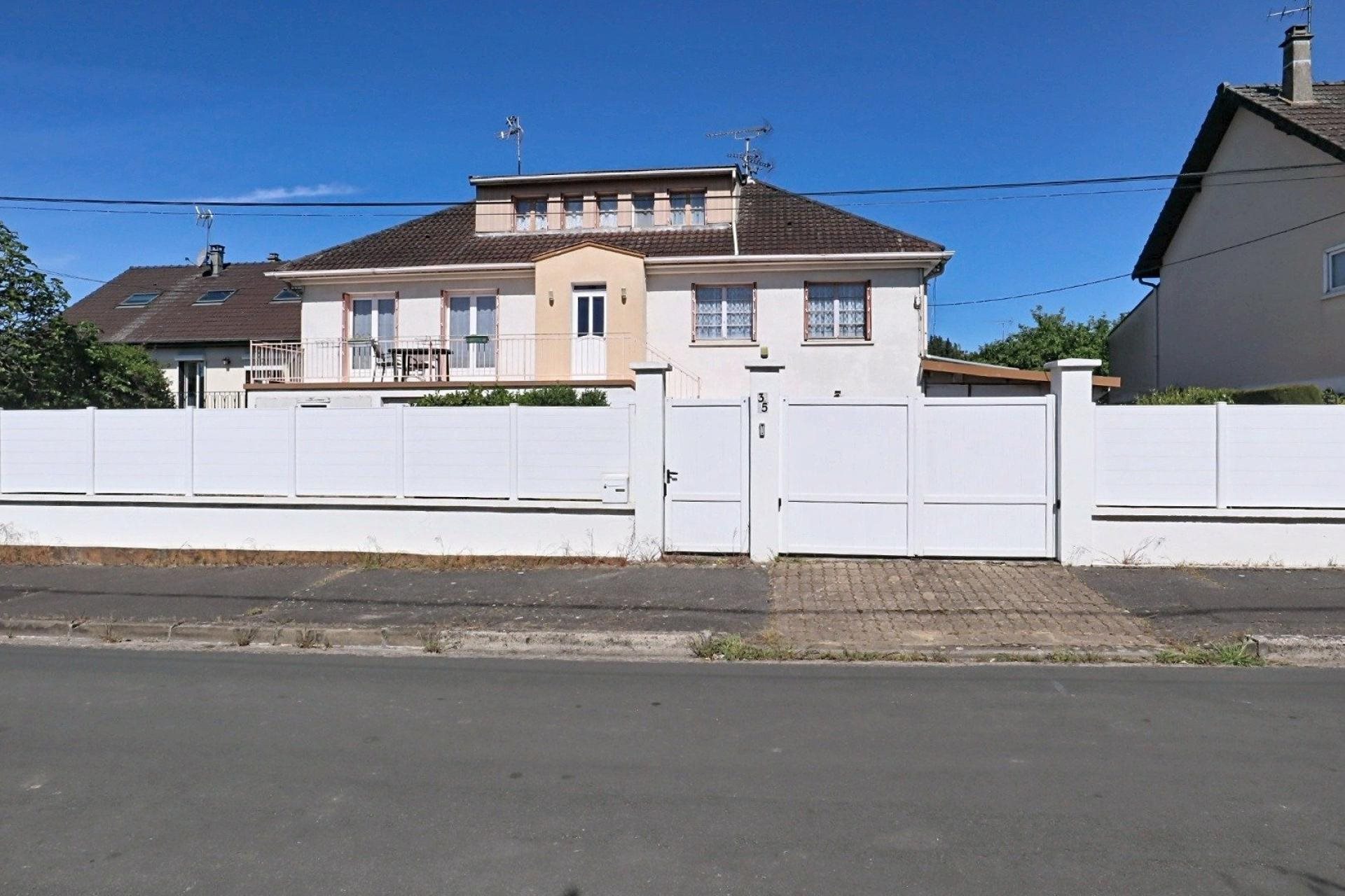Maison à vendre, 135m², Le Pin