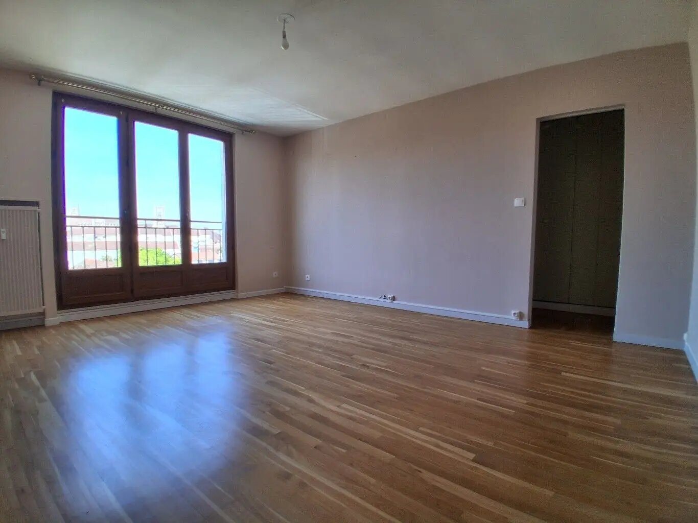 Appartement à louer, 51m², Auxerre