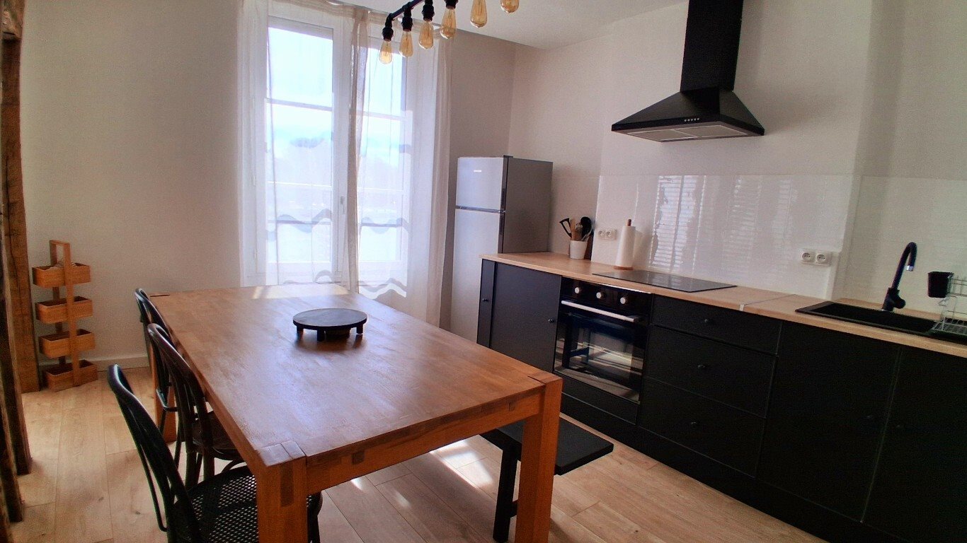 Appartement à louer, 58m², Joigny