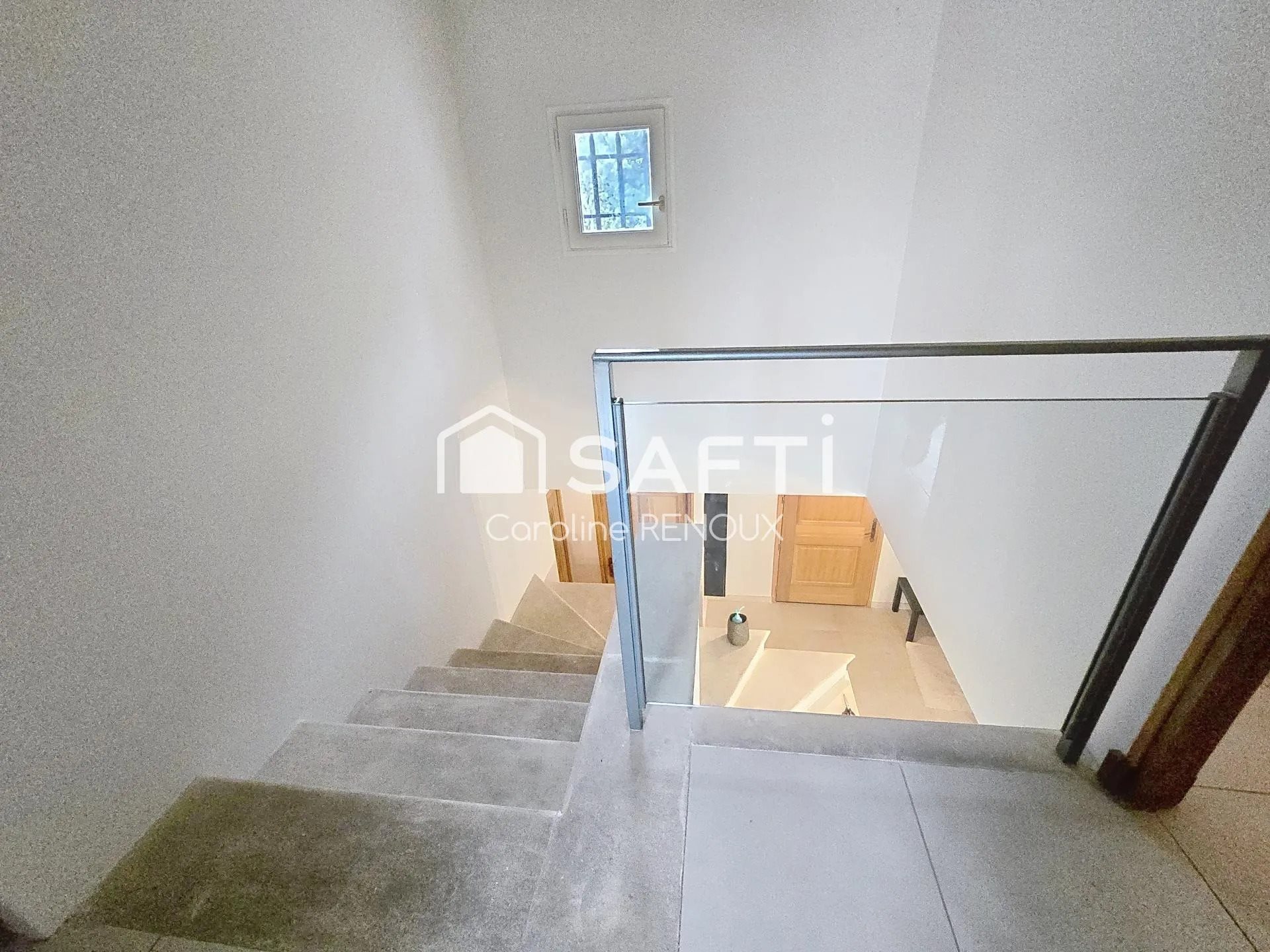 Maison à vendre, 160m², Cabrières-d'Avignon