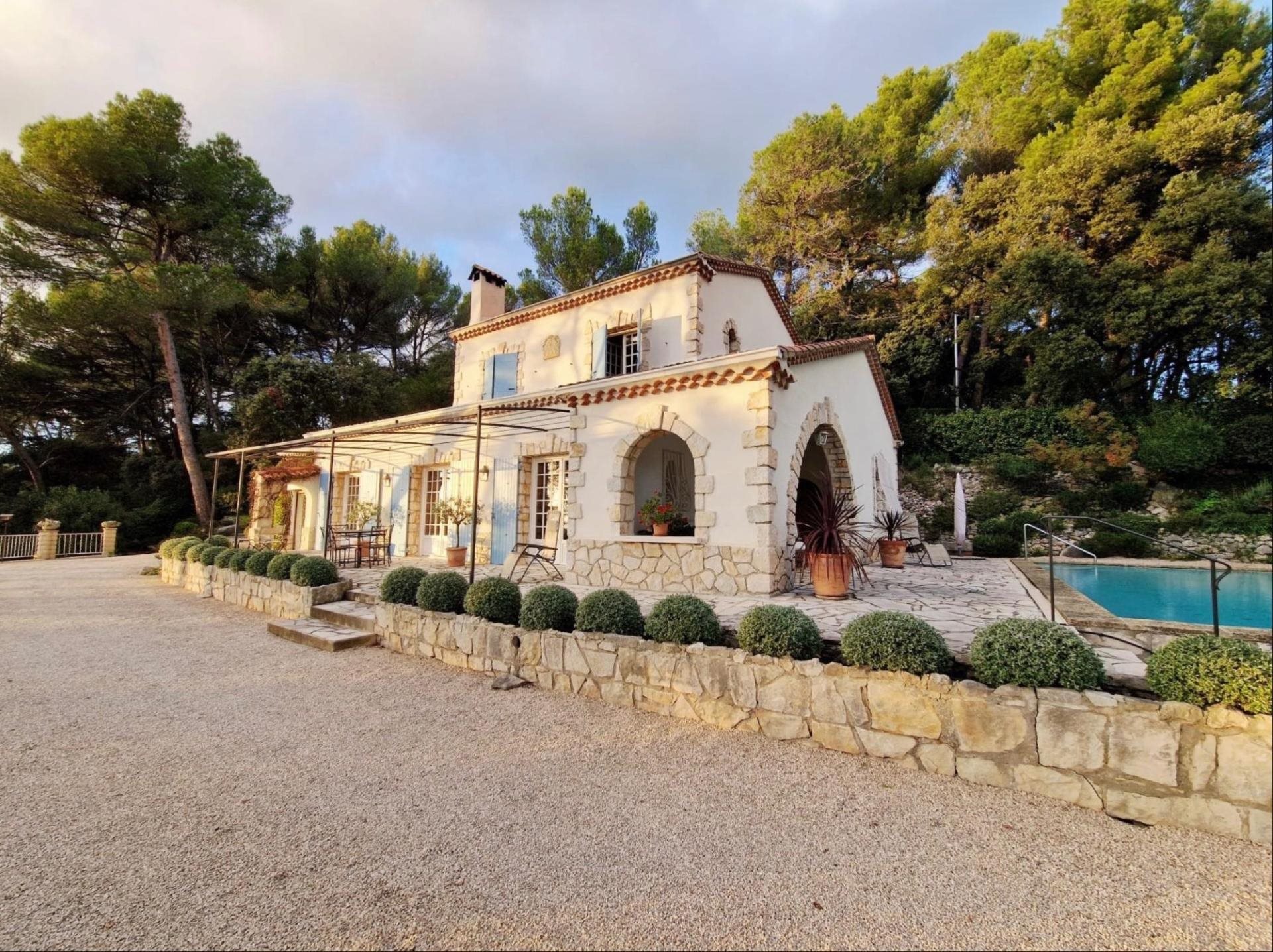 Maison à vendre, 145m², Mérindol