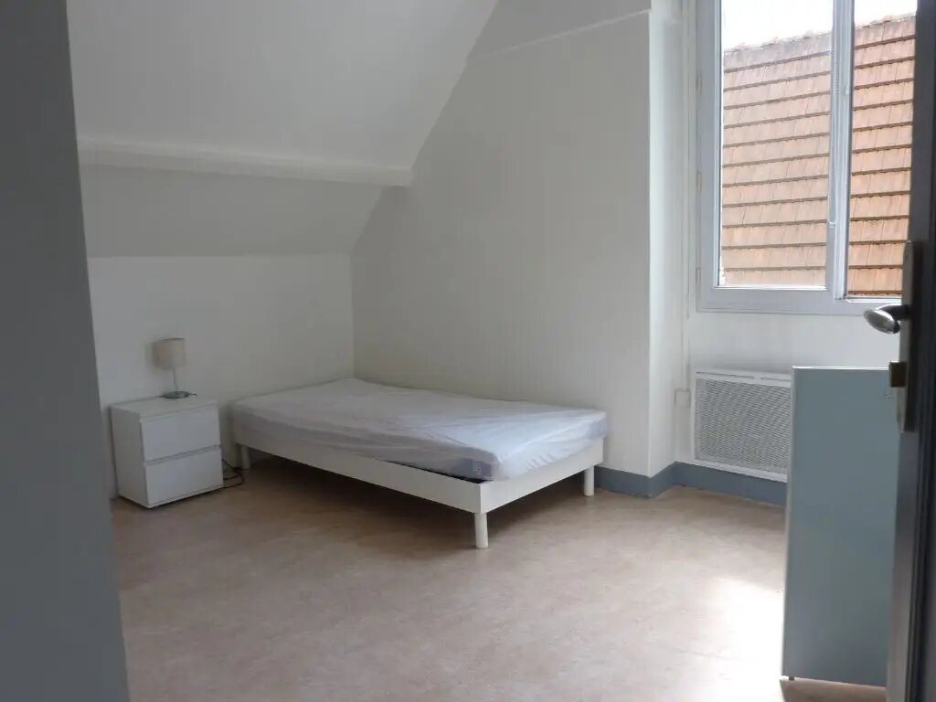 Appartement à louer, 11m², Creil