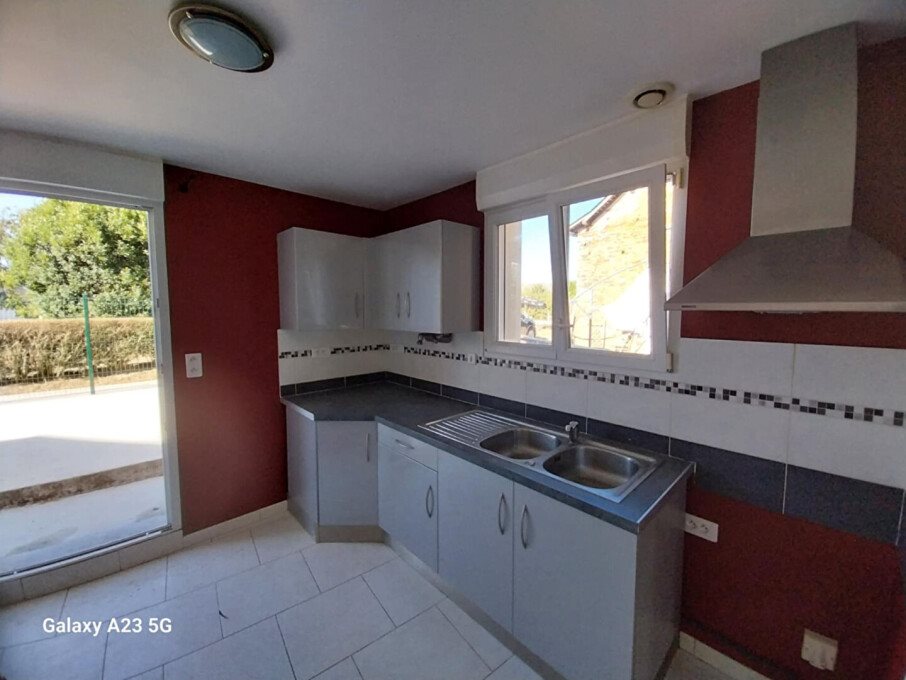 Maison à louer, 64m², Riaillé