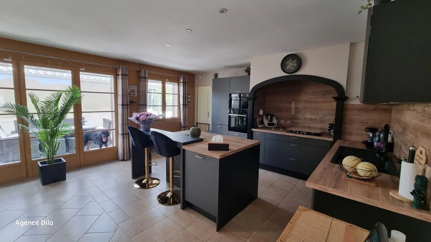 Maison à vendre, 204m², Butteaux