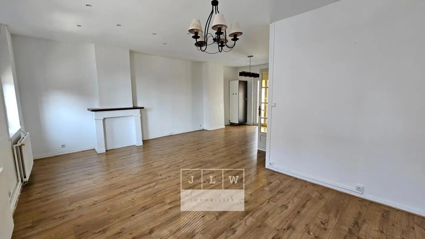 Appartement à louer, 89m², Loos