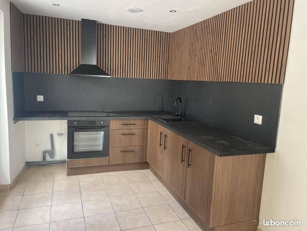 Appartement à louer, 72m², Saint-Amand-les-Eaux