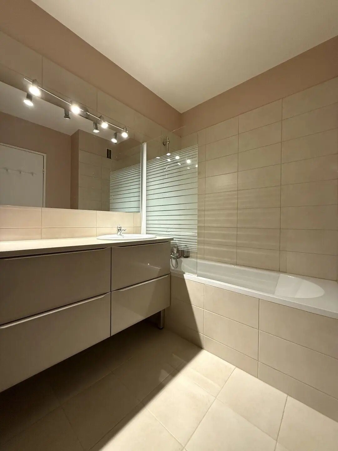 Appartement à vendre, 96m², Magny-les-Hameaux