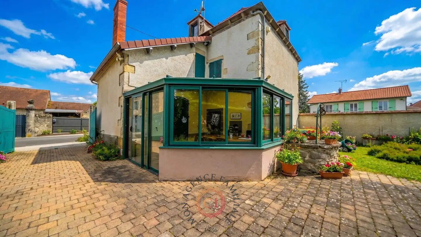 Maison à vendre, 140m², Effiat