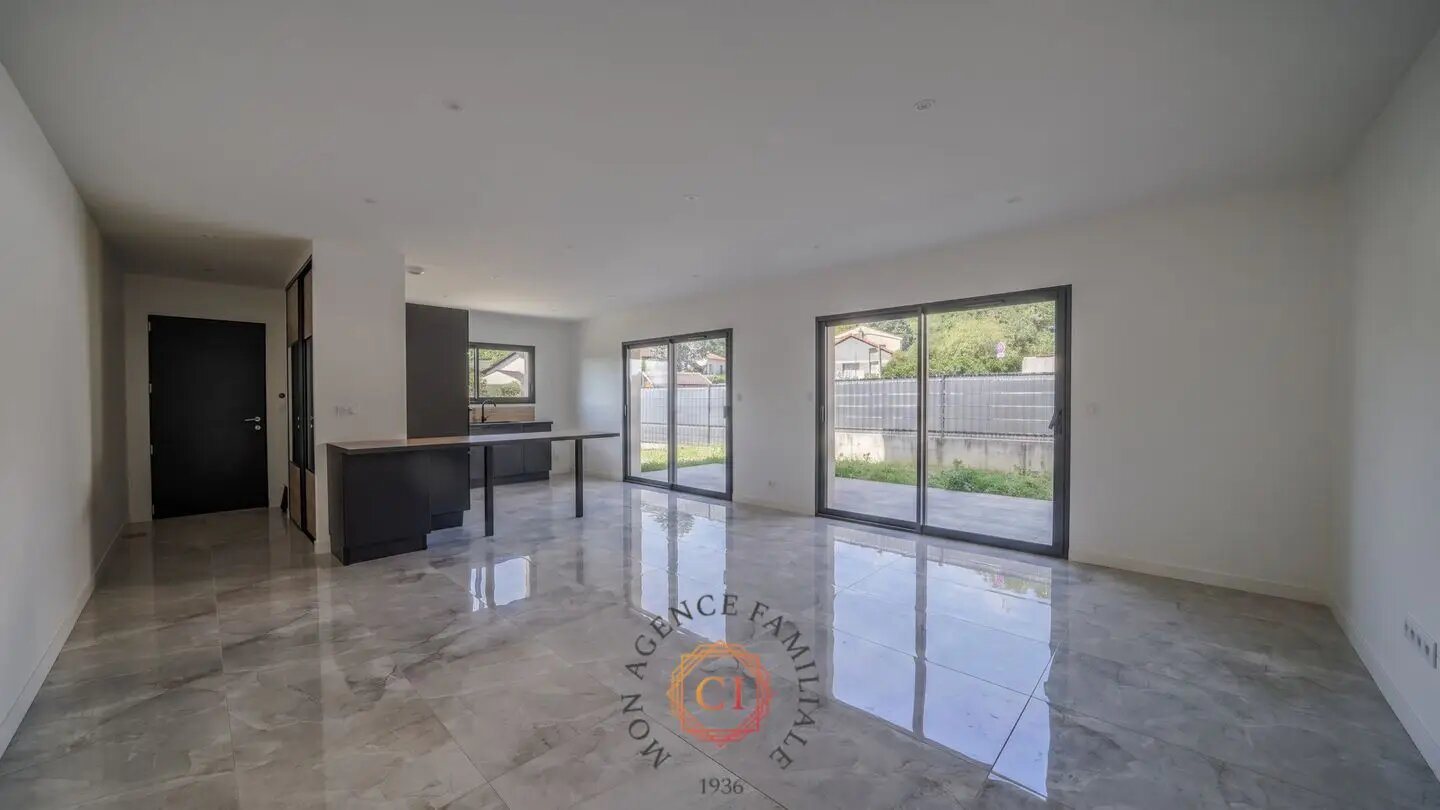 Maison à vendre, 105m², Volvic