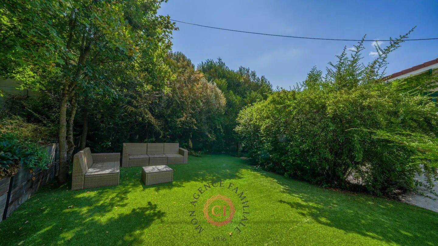 Maison à vendre, 214m², Pessat-Villeneuve