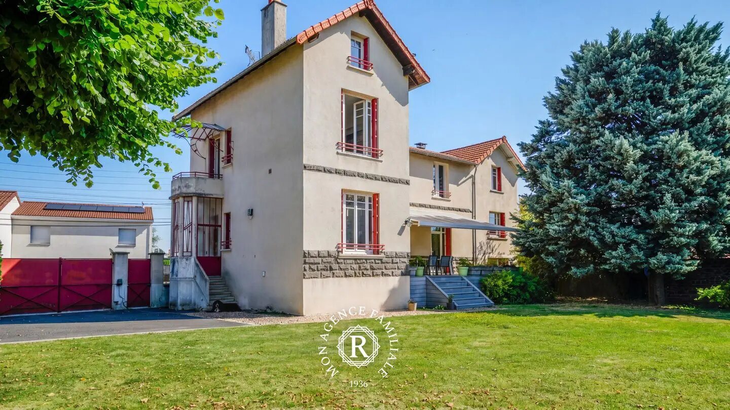 Maison à vendre, 222m², Riom
