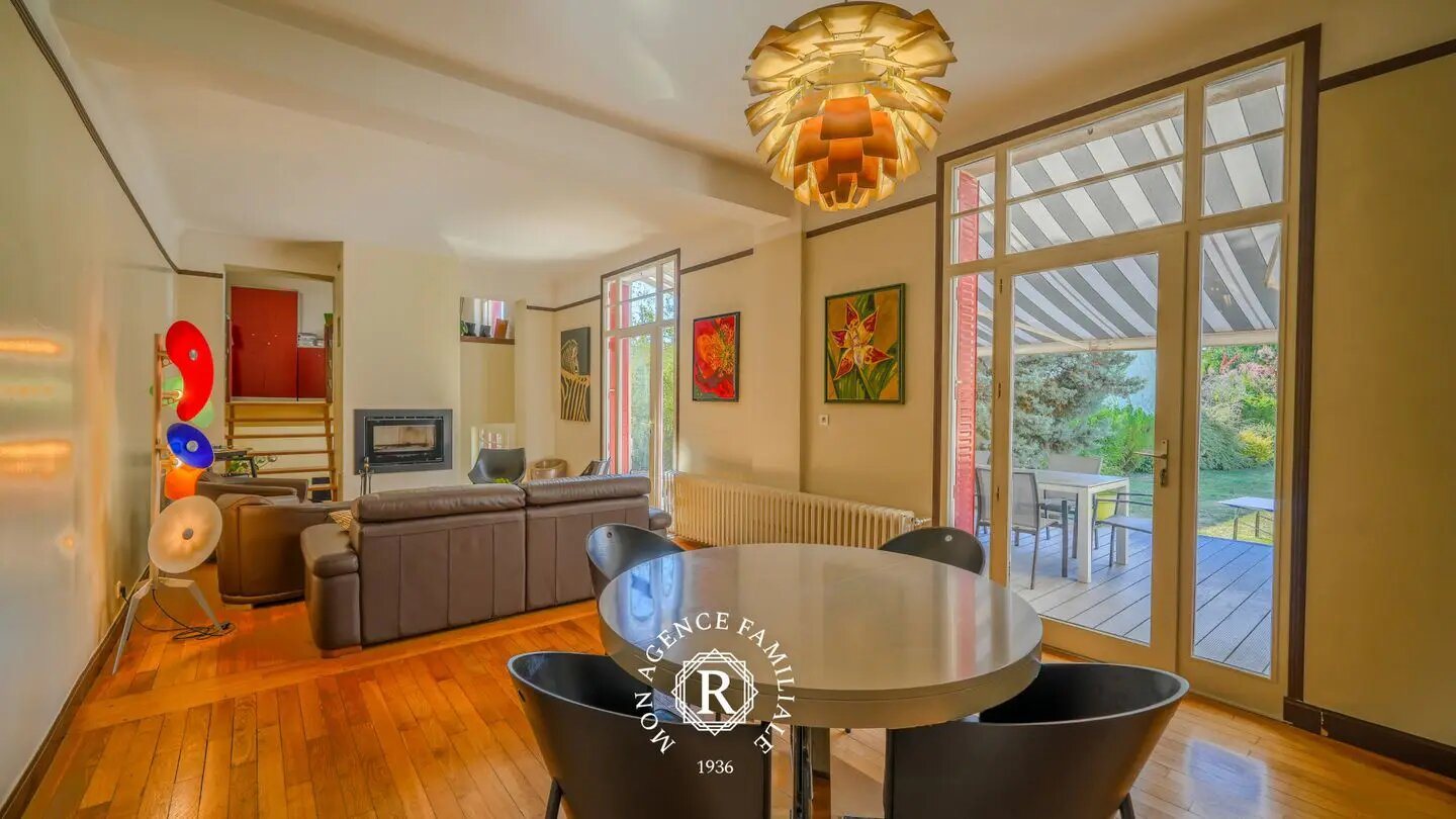 Maison à vendre, 222m², Riom