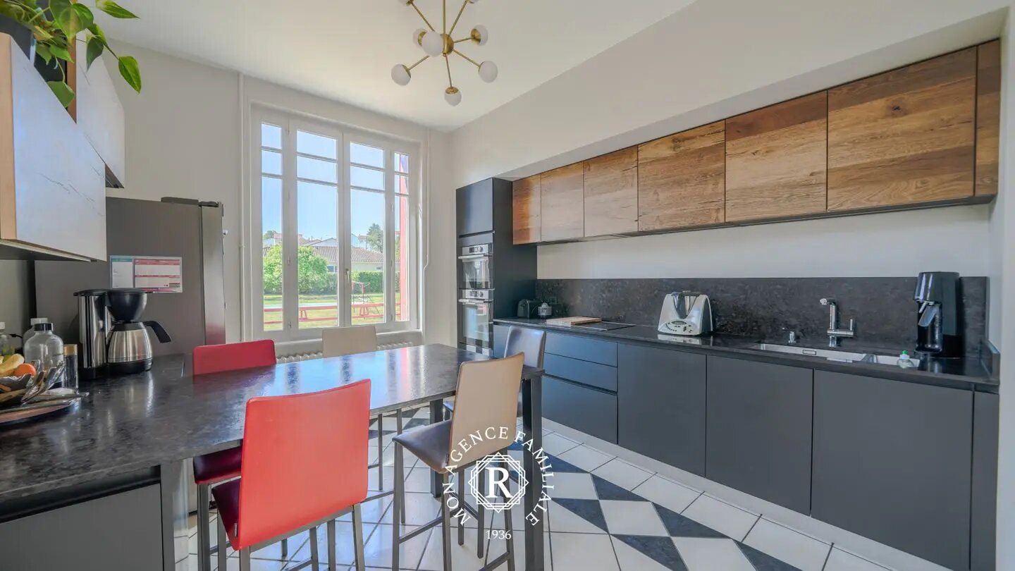 Maison à vendre, 222m², Riom