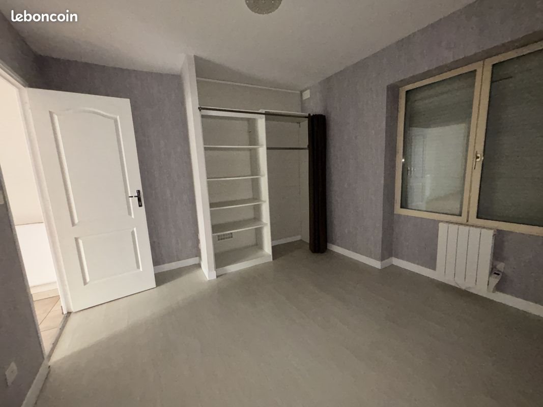Appartement à louer, 38m², Châtel-Guyon