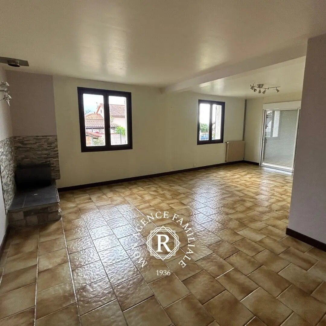 Maison à vendre, 172m², Sermentizon