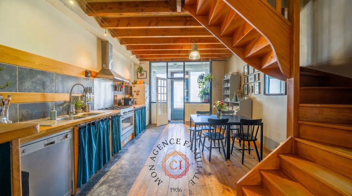 Maison à vendre, 140m², Thuret