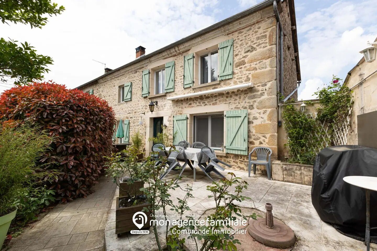 Maison à vendre, 324m², Saint-Priest-des-Champs